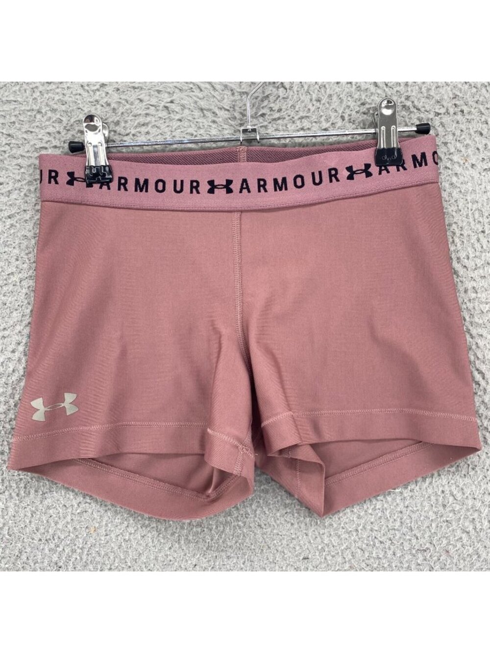 Under Armour Shorts Womens Medium Mauve Heatgear Slim Compression Knit Stretch
